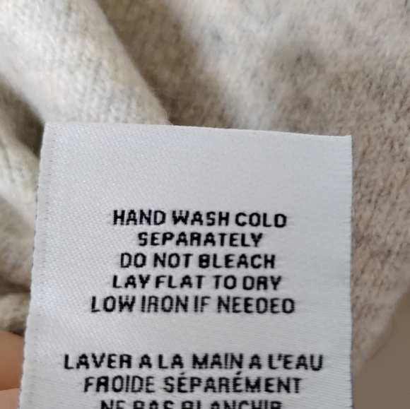 NWT OAT NY Henley Sweater XS Oatmeal Soft Knit Long Sleeve Minimalist - Picture 7 of 9